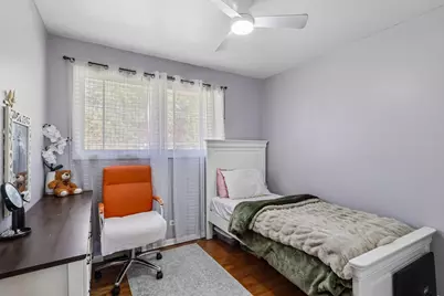 2261 Poplar Avenue, Hanover Park, IL 60133 - Photo 12