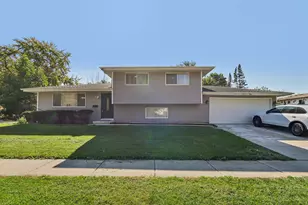 2261 Poplar Ave, Hanover Park, IL 60133 - Photo 1