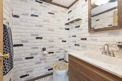 10008 Buell Court, Oak Lawn, IL 60453 - Photo 12
