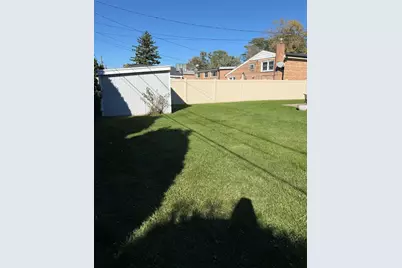 10008 Buell Court, Oak Lawn, IL 60453 - Photo 14