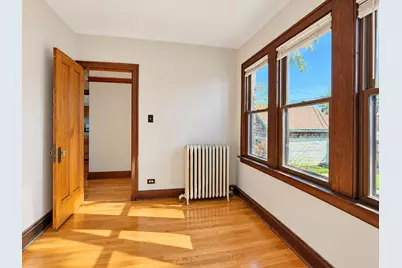 5535 W Pensacola Avenue, Chicago, IL 60641 - Photo 24