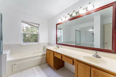 74 White Oak Drive, North Aurora, IL 60542 - Photo 14
