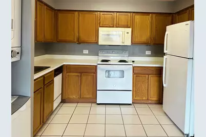 10524 S Pulaski Road #3SE, Oak Lawn, IL 60453 - Photo 2