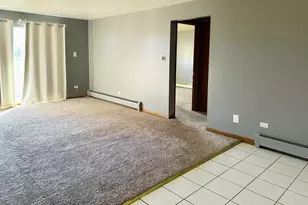 10524 S Pulaski Rd, Oak Lawn, IL 60453 - Photo 6