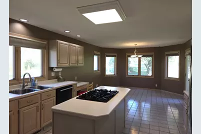 5310 Regents Park Road, Rockford, IL 61107 - Photo 18