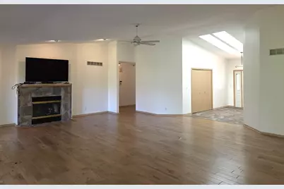 5310 Regents Park Road, Rockford, IL 61107 - Photo 12