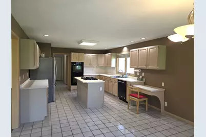 5310 Regents Park Road, Rockford, IL 61107 - Photo 14