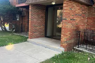 6338 W 99th Pl, Oak Lawn, IL 60453 - Photo 1