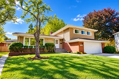 1305 W Mulberry Lane, Arlington Heights, IL 60005 - Photo 2
