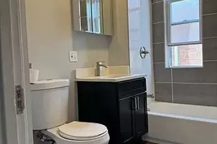 8345 S Manistee Ave, Chicago, IL 60617 - Photo 12