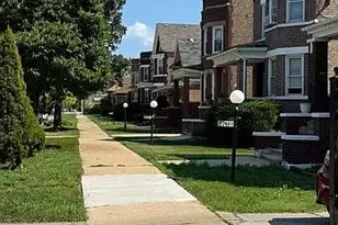 8345 S Manistee Ave, Chicago, IL 60617 - Photo 14