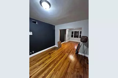 3063 N Gresham Avenue #1, Chicago, IL 60618 - Photo 4
