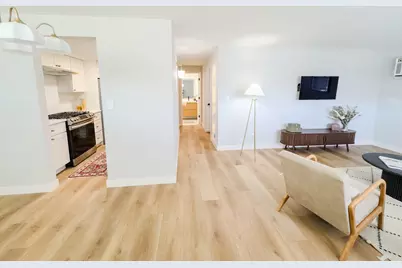 915 Graceland Avenue #1C, Des Plaines, IL 60016 - Photo 8