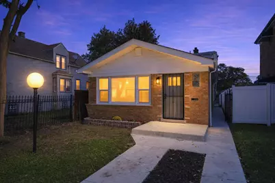9061 S Parnell Avenue, Chicago, IL 60620 - Photo 4