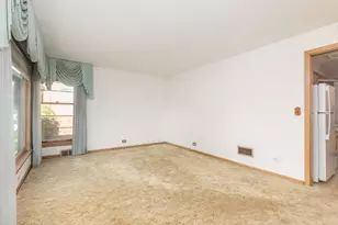 6519 N Oliphant Ave, Chicago, IL 60631 - Photo 4
