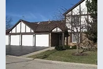 212 Memory Lane #4, Westmont, IL 60559 - Photo 1