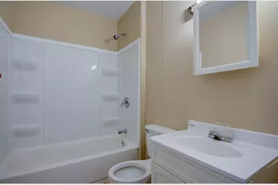 310 S Dewey Avenue, Joliet, IL 60436 - Photo 4