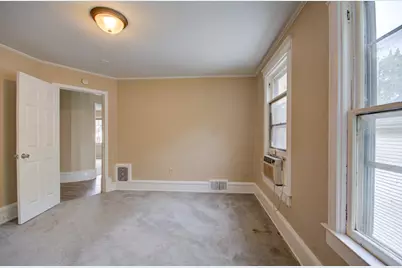 310 S Dewey Avenue, Joliet, IL 60436 - Photo 10
