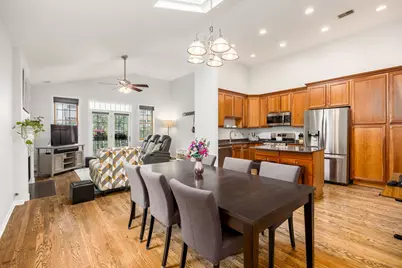 917 W Lakeside Place #3W, Chicago, IL 60640 - Photo 10