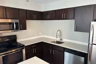 5600 N Sheridan Rd, Chicago, IL 60660 - Photo 2