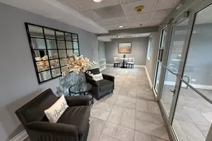 5 S Pine St, Mount Prospect, IL 60056 - Photo 2