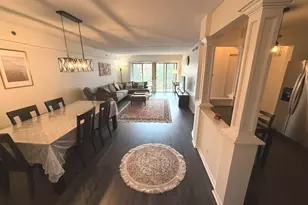 5 S Pine St, Mount Prospect, IL 60056 - Photo 4