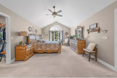 6N014 Linden Avenue, Medinah, IL 60157 - Photo 20