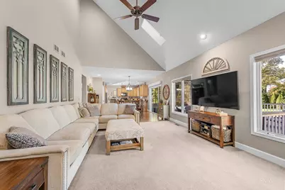 6N014 Linden Avenue, Medinah, IL 60157 - Photo 8