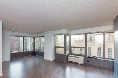 30 E Huron Street #904, Chicago, IL 60611 - Photo 2