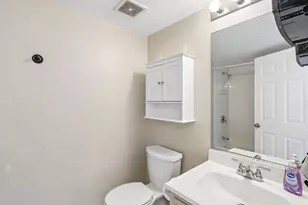 7335 Oakwood Ave, Lyons, IL 60534 - Photo 12