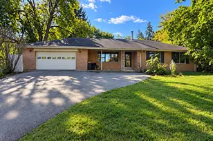 2215 Palatine Rd, Inverness, IL 60067 - Photo 1