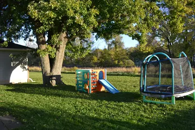 107 S Fremont Street, Creston, IL 60113 - Photo 28