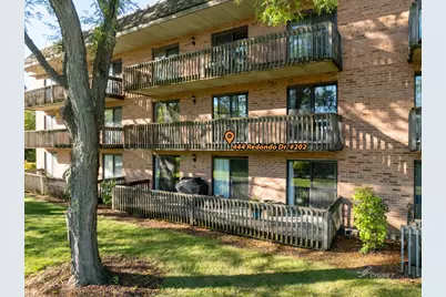 444 Redondo Drive #202, Downers Grove, IL 60516 - Photo 2