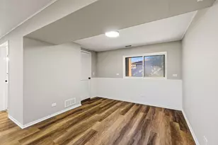1703 N Taft Ave, Berkeley, IL 60163 - Photo 18