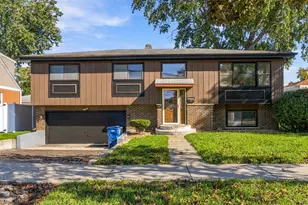 1703 N Taft Ave, Berkeley, IL 60163 - Photo 1