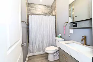 7335 S Greenwood Ave, Chicago, IL 60619 - Photo 6