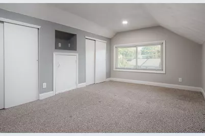 223 W Marshall Street, Belvidere, IL 61008 - Photo 40
