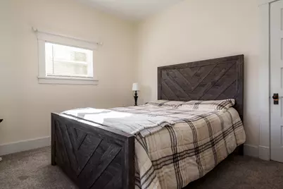 223 W Marshall Street, Belvidere, IL 61008 - Photo 30