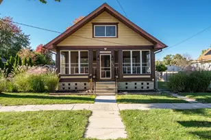223 W Marshall St, Belvidere, IL 61008 - Photo 1