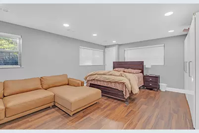 200 Sunset Drive, Wilmette, IL 60091 - Photo 18