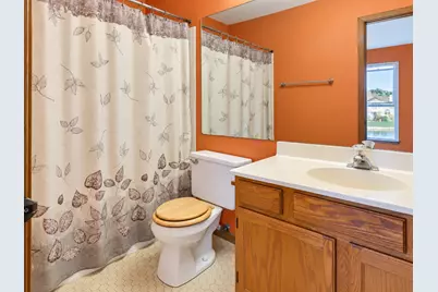 7834 Darien Lake Drive, Darien, IL 60561 - Photo 24