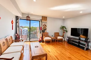 222 W 22nd Pl, Chicago, IL 60616 - Photo 2