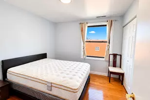 222 W 22nd Pl, Chicago, IL 60616 - Photo 10