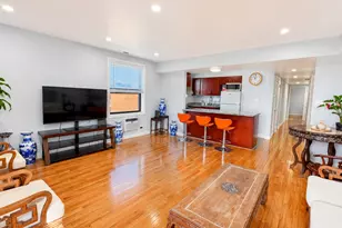 222 W 22nd Pl, Chicago, IL 60616 - Photo 6
