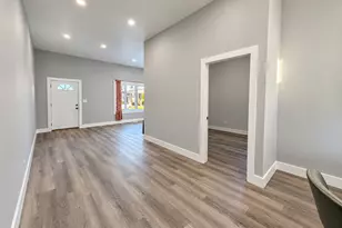 2845 W 36th St, Chicago, IL 60632 - Photo 8