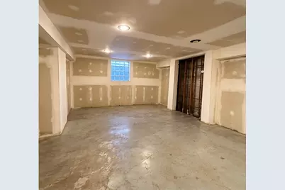 9018 S Ada Street, Chicago, IL 60620 - Photo 14
