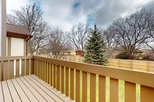 4730 Calvert Dr, Rolling Meadows, IL 60008 - Photo 18
