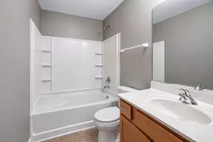 14527 Patriot Square Dr E, Plainfield, IL 60544 - Photo 16