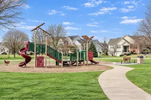 14527 Patriot Square Dr E, Plainfield, IL 60544 - Photo 20