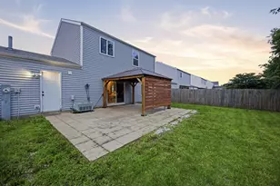 1649 Park Vista Ln, Aurora, IL 60504 - Photo 12